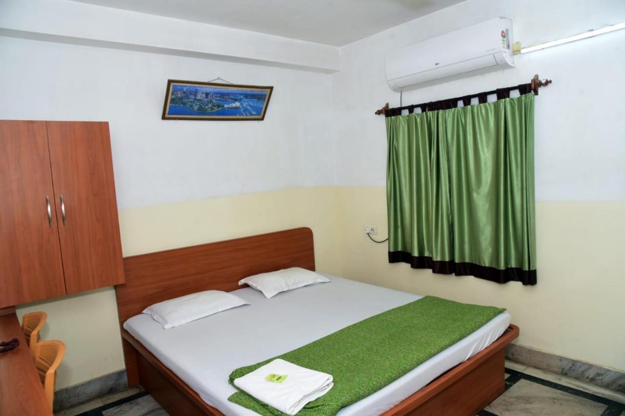 Janata Hotel Калькутта Экстерьер фото